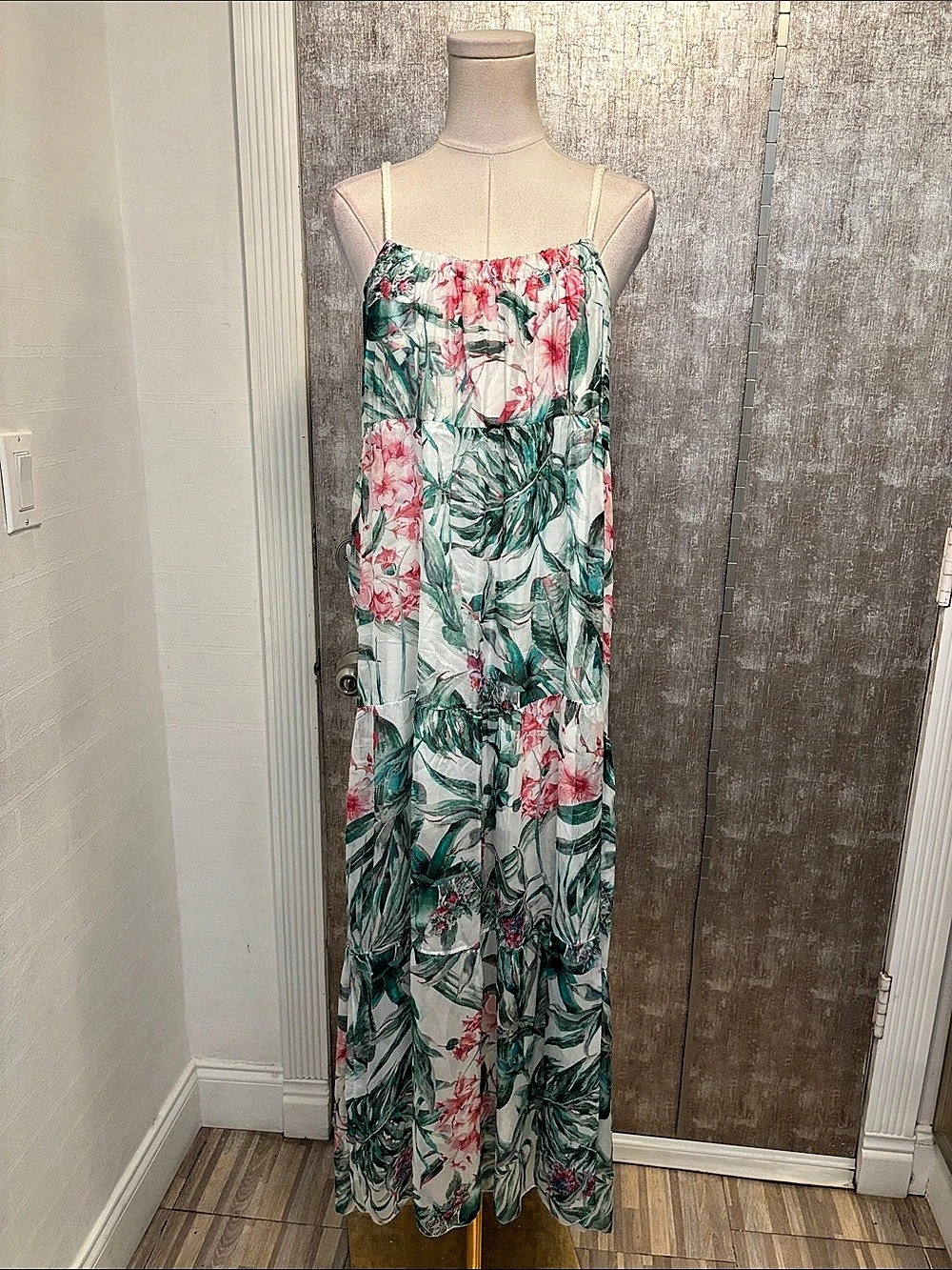 Elena Baldi Floral Maxi silk  Dress in Green & Pink Size Medium Like New